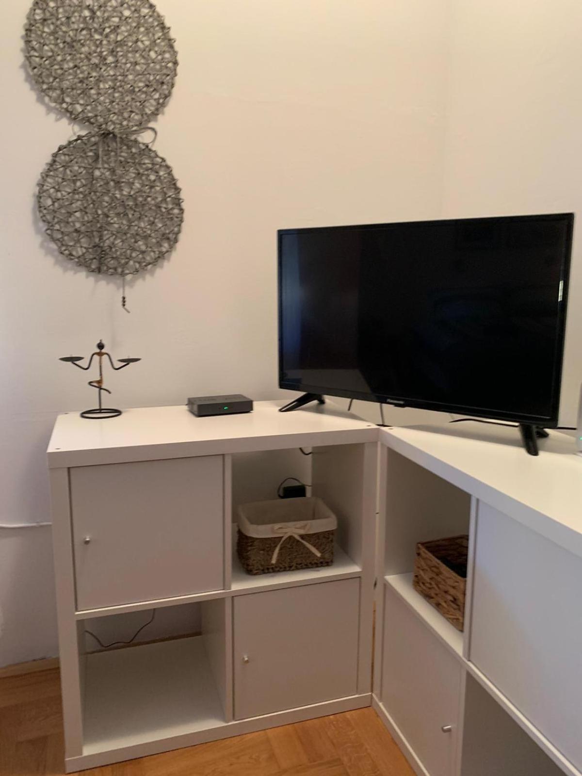 Sarmantni Apartman Malecka 2 Zagreb Buitenkant foto
